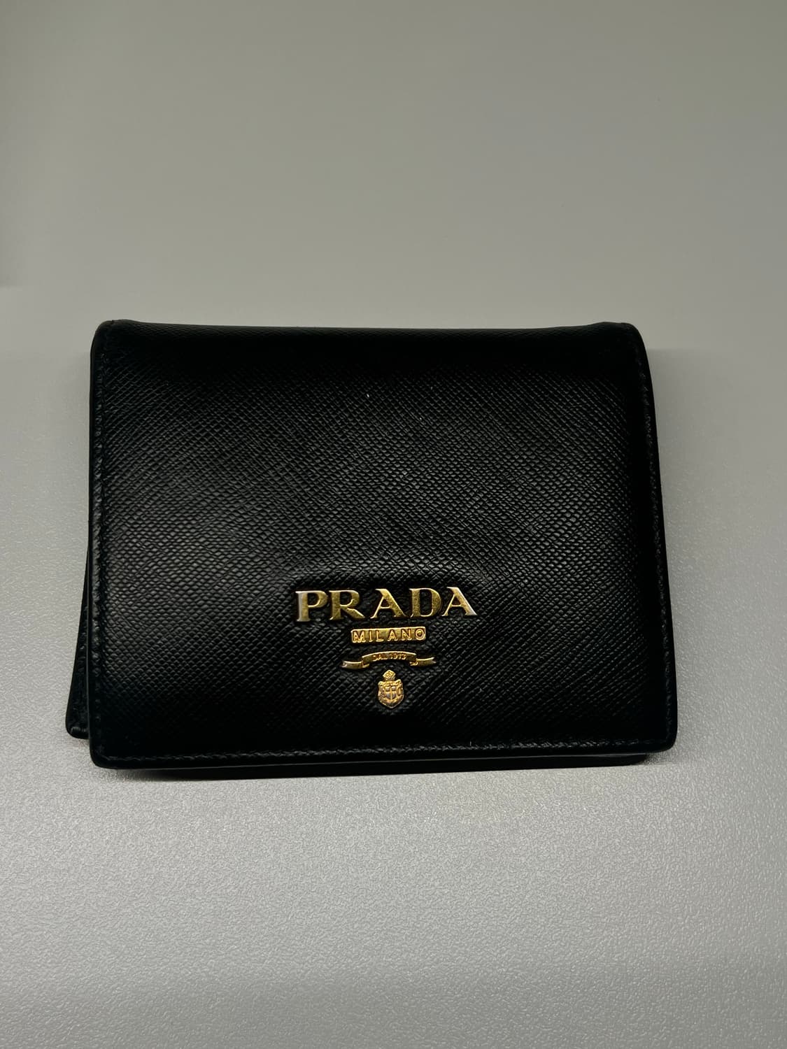 프라다 사피아노 반지갑 블랙 상품이미지1