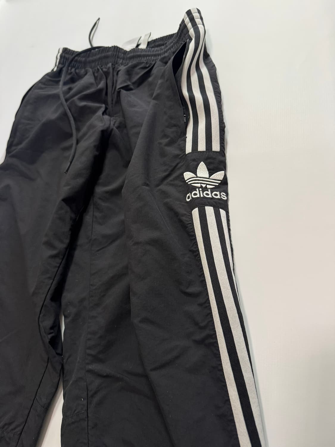 아디다스 트레이닝 팬츠(L사이즈) 상품이미지2