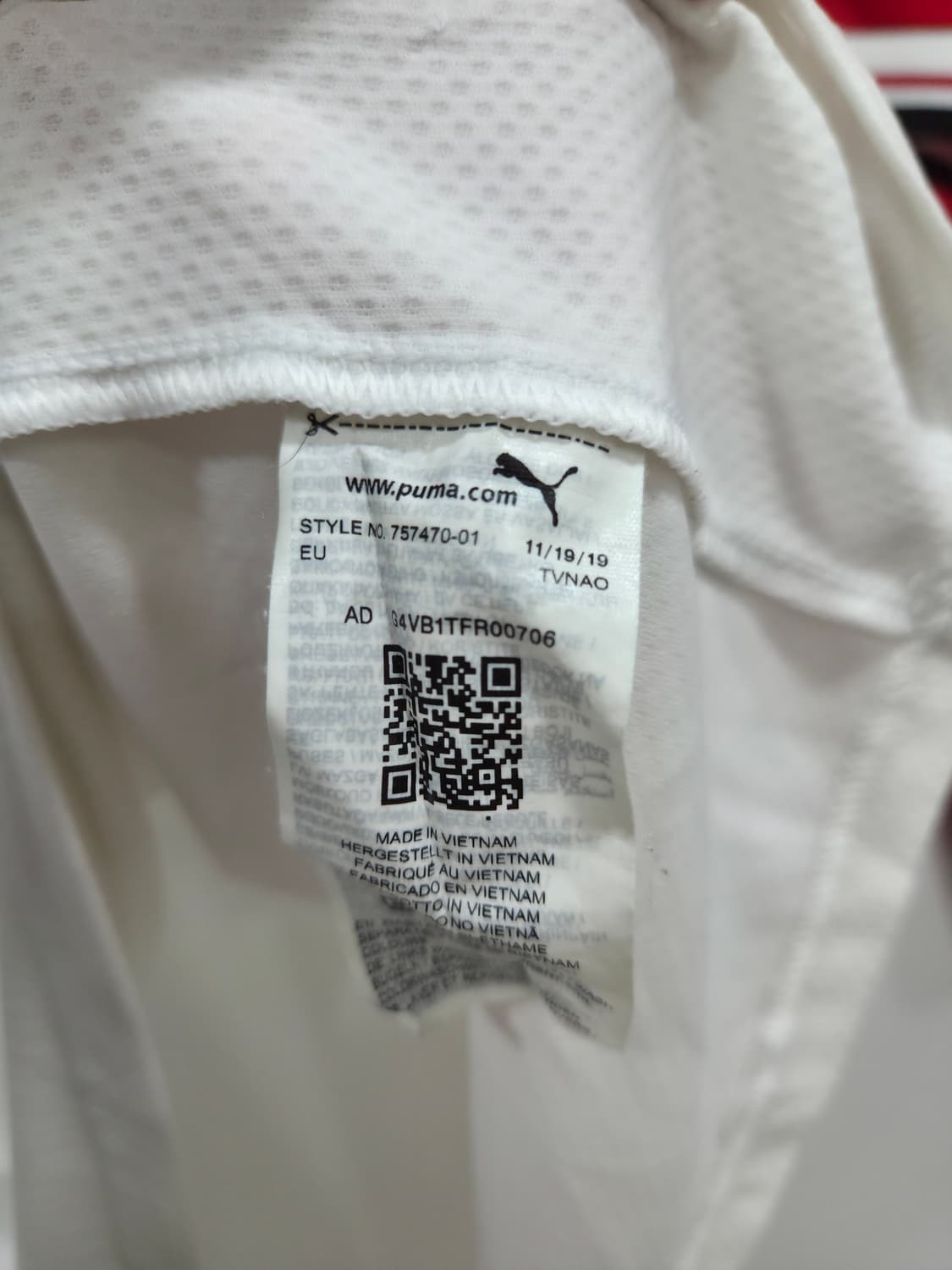 20-21 발렌시아 홈 유니폼 이강인 시즌 퓨마 상품이미지3