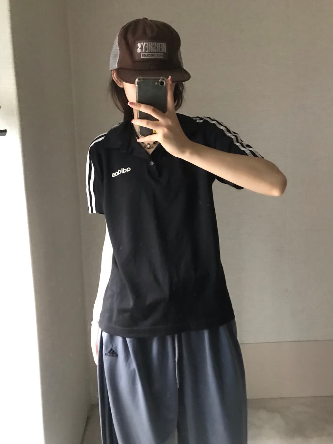 아디다스 블랙 카라티셔츠 상품이미지3