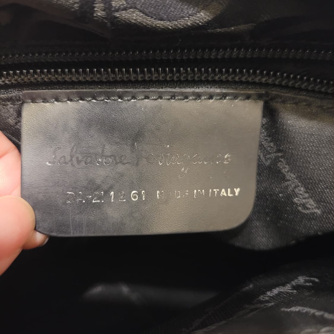 페라가모 모노그램 토트백 상품이미지7