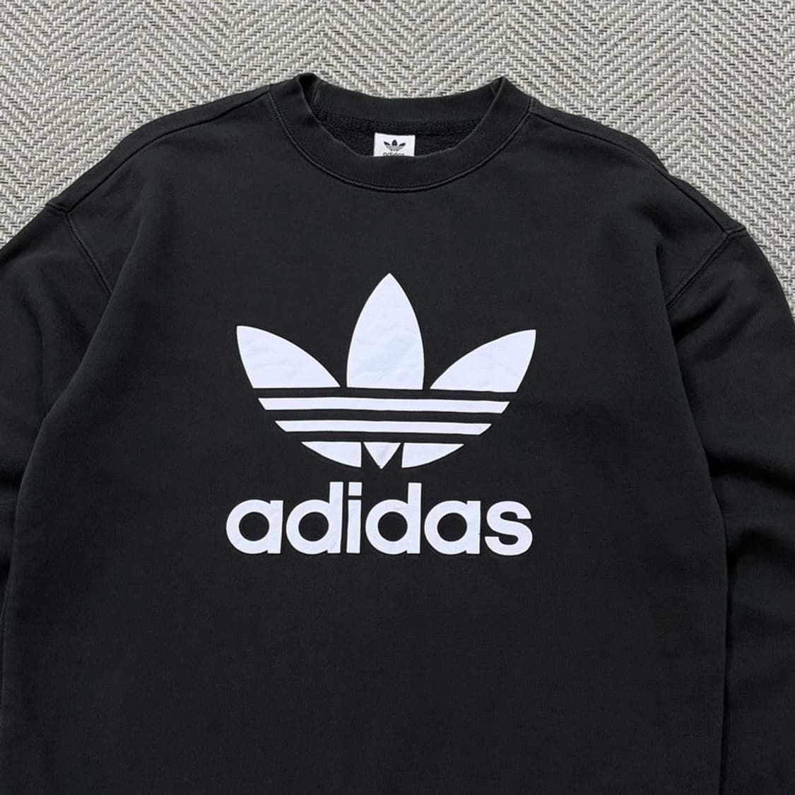 아디다스 빅로고 맨투맨 v2560 상품이미지3