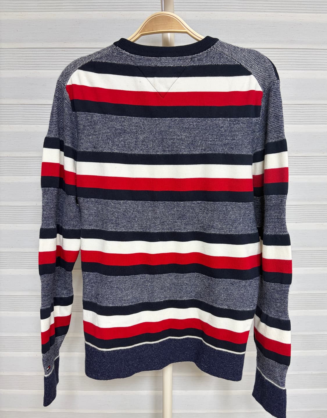 타미힐피거 스트라이프 니트 상품이미지2