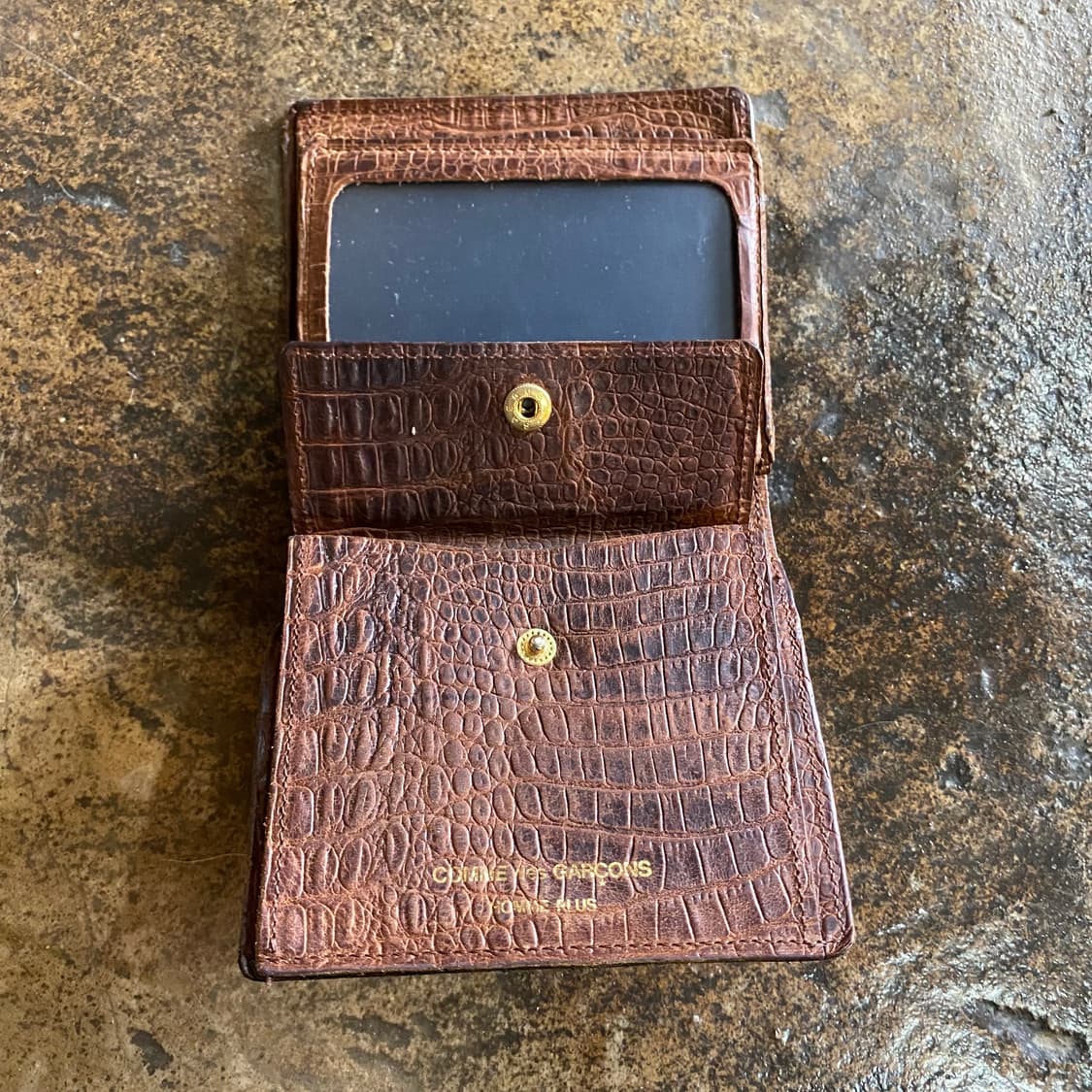 꼼데가르송 브라운 크로커 반지갑 상품이미지2