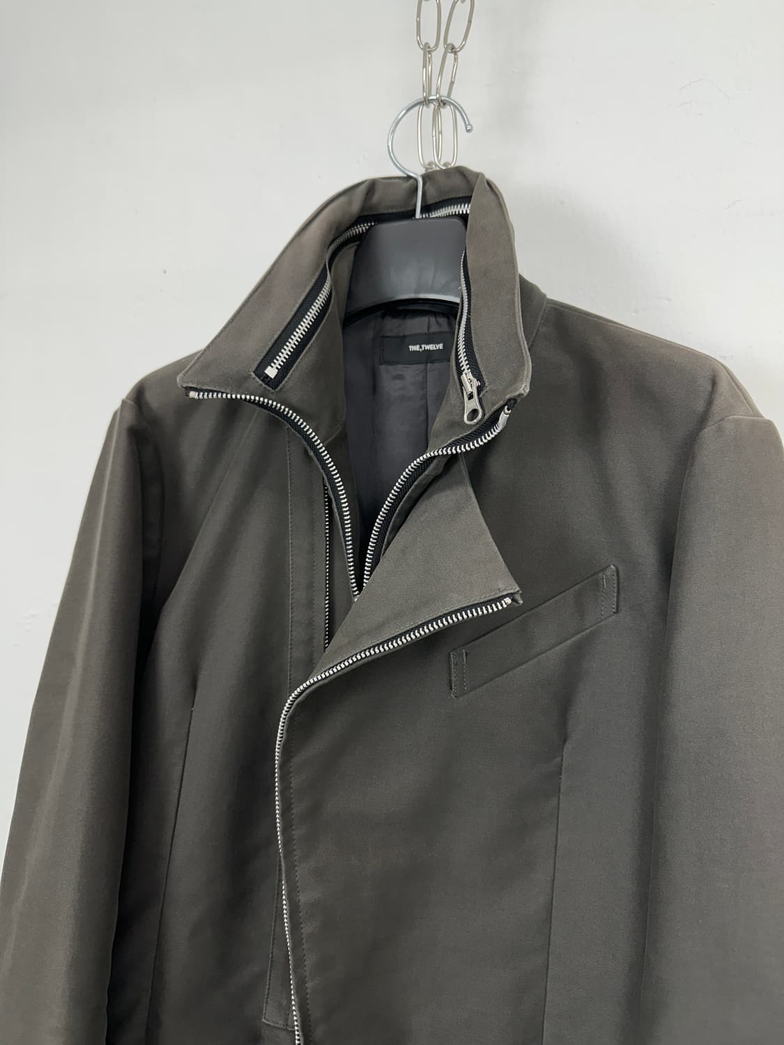 THE TWELVE Asymmetric High-Neck Double Z 상품이미지7