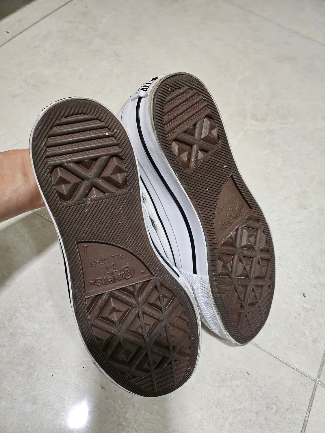 컨버스 척테일러 플랫폼 230 상품이미지6