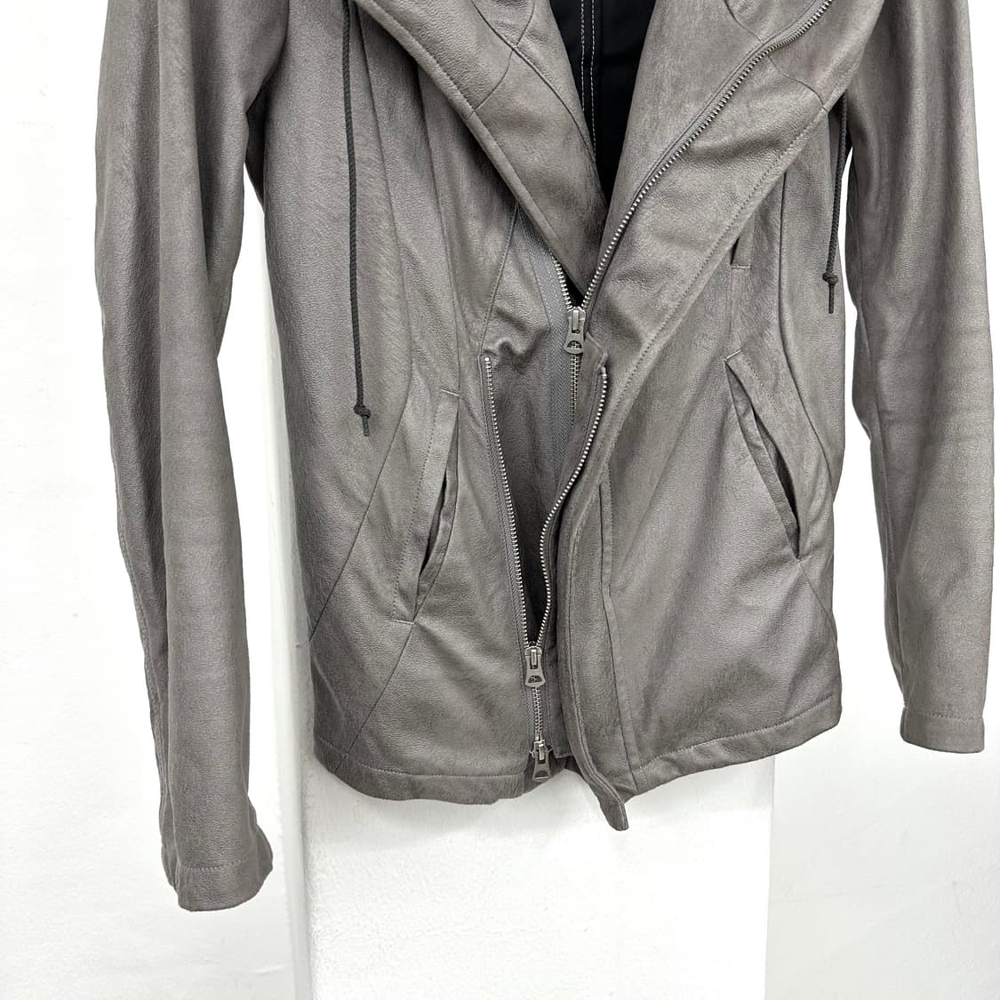 Tornado mart grey suede asymmetry jacket 상품이미지6