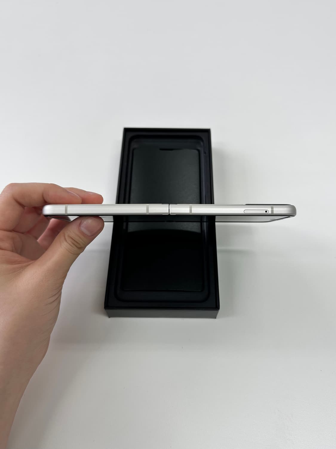 Z플립3 크림 256GB 상품이미지3