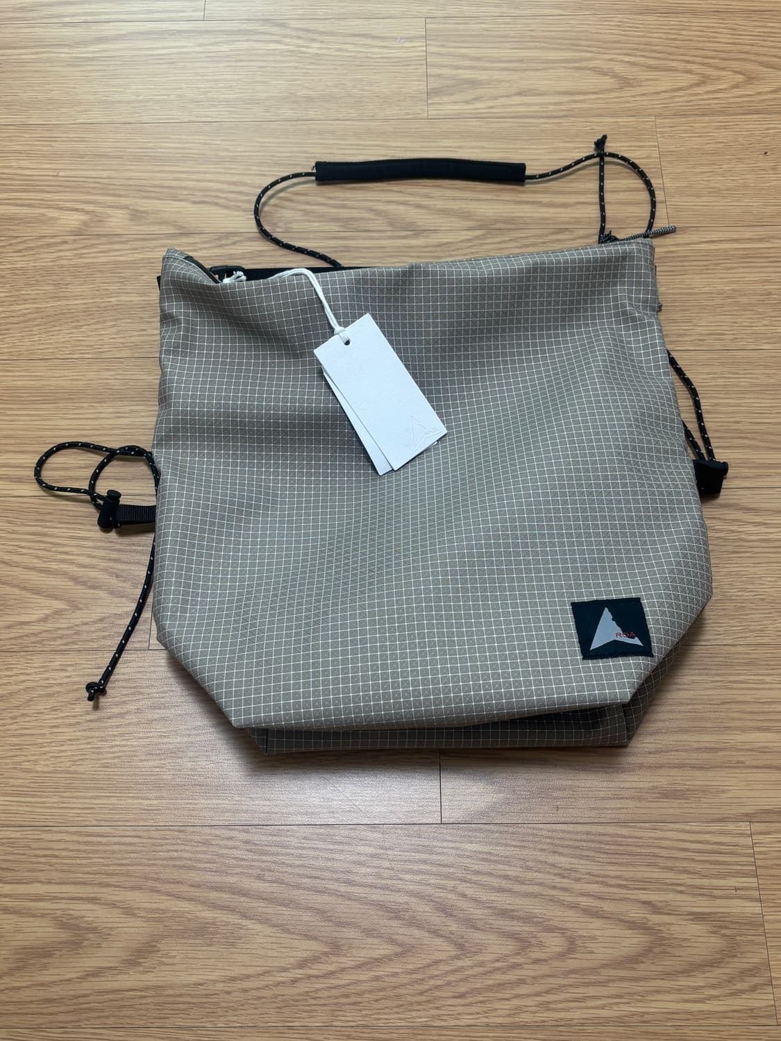 [새상품] ROA 로아 하이킹 립스탑 가방 크로스백 상품이미지3