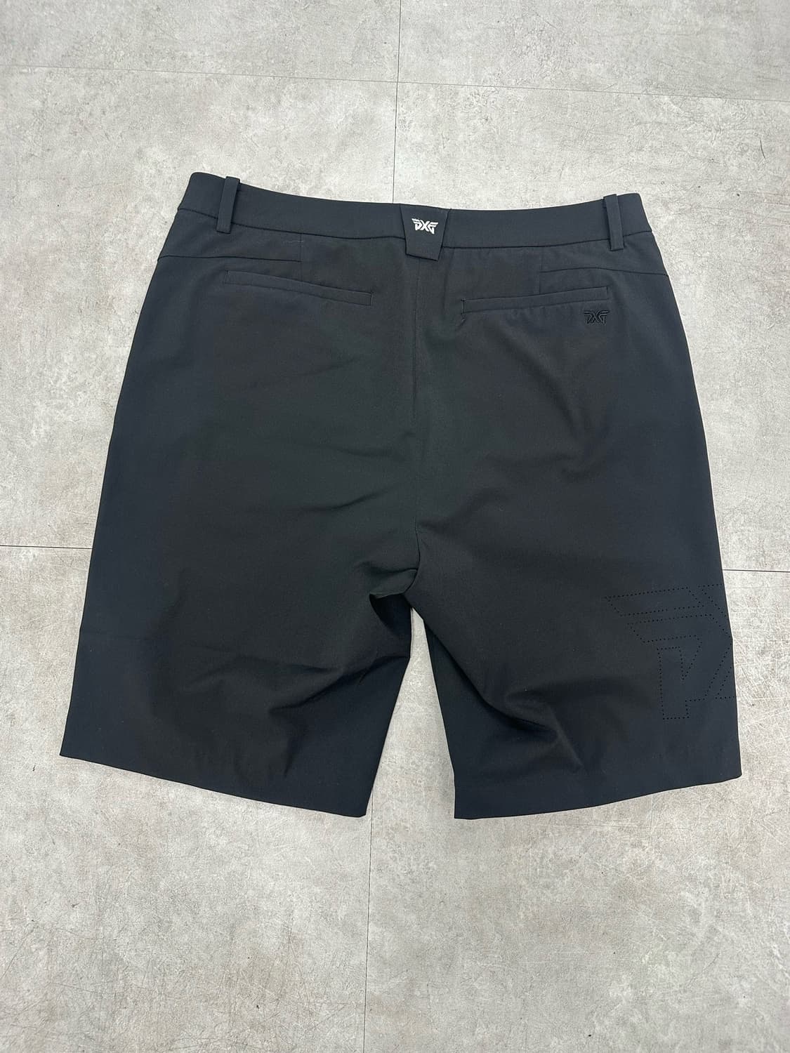 PXG 매장 정품 남성 골프 반바지 블랙 2XL사이즈 급처 거의새것 상품이미지2