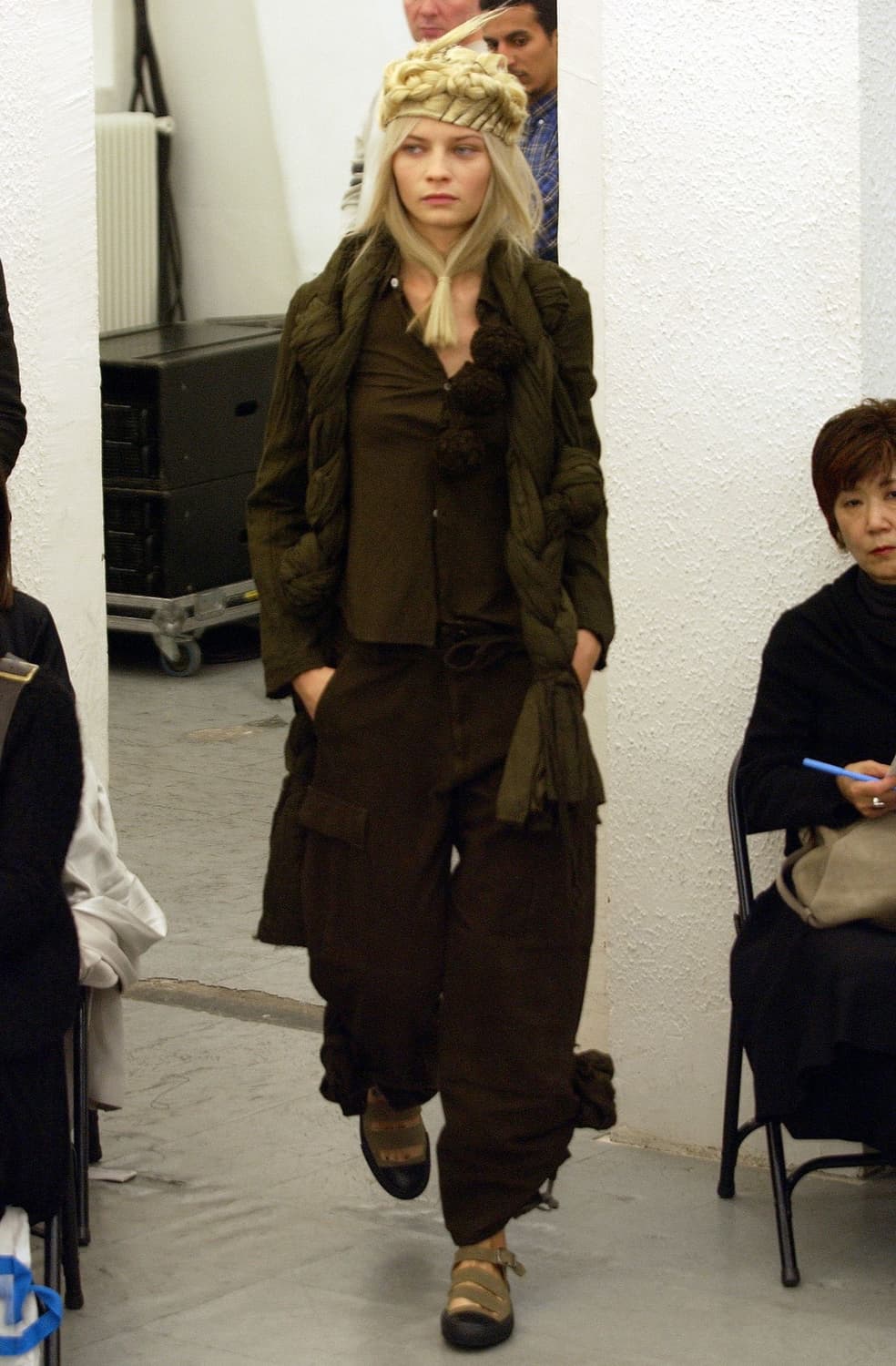 Pompom Detail Basic Knit 상품이미지2