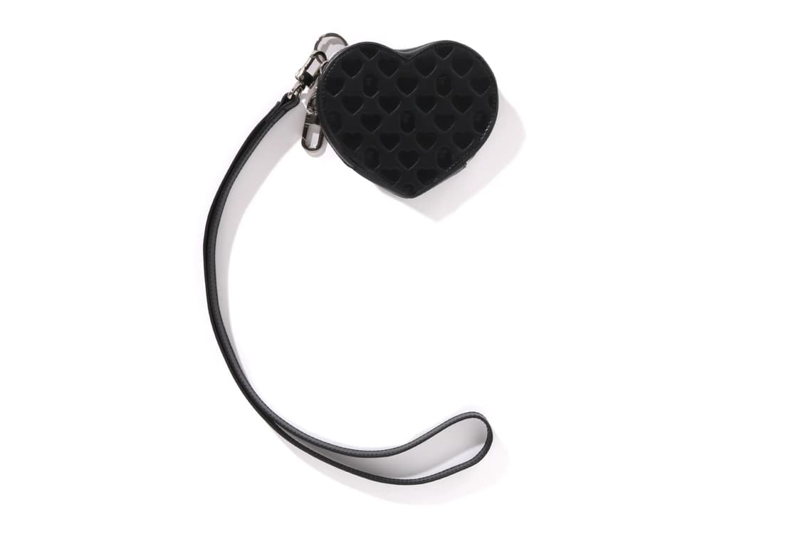 베이프 Bape 하트 파우치 블랙 상품이미지1