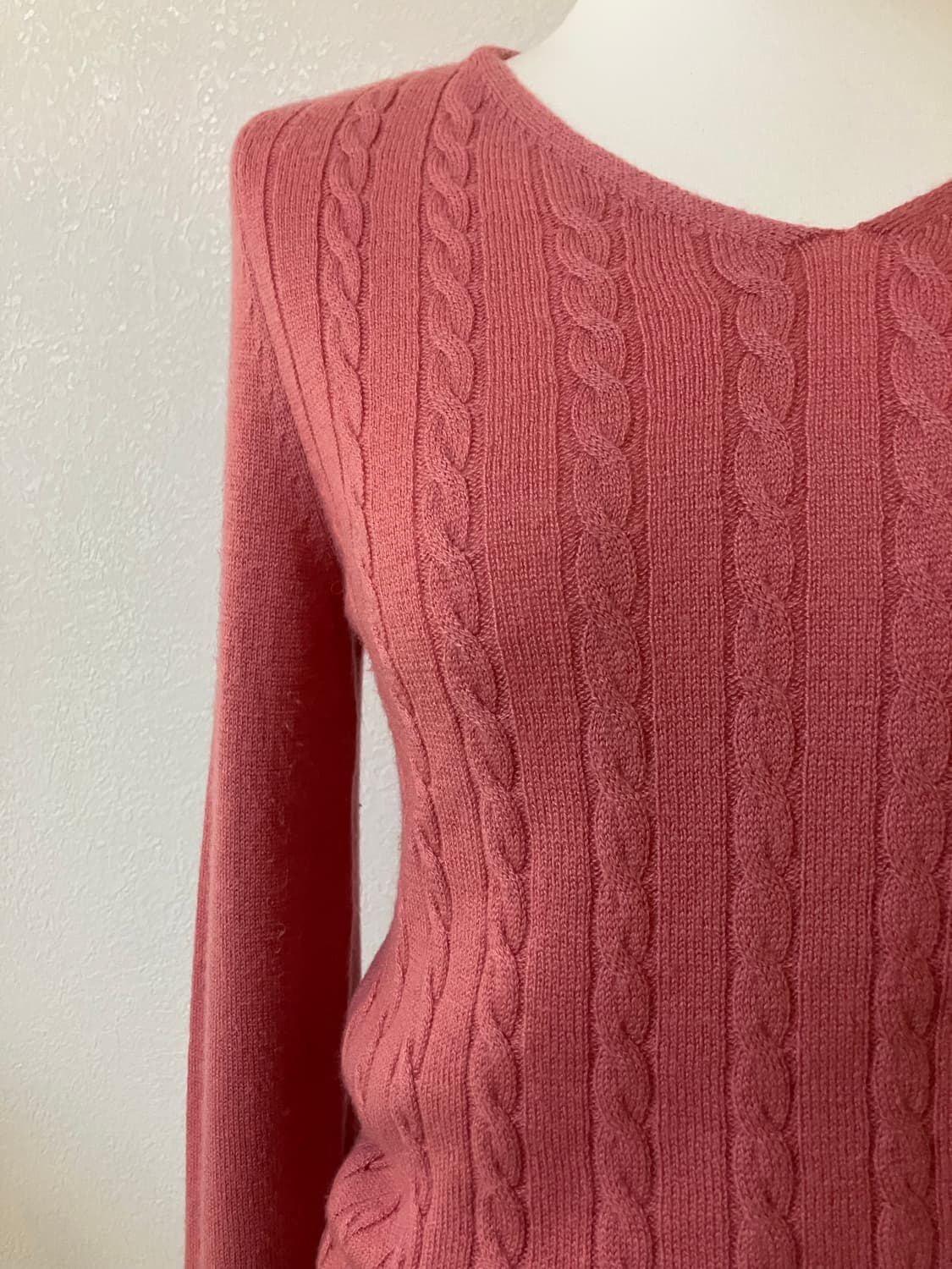 Anysis 브이넥 케이블 니트 (울 90%, 캐시미어 10%) 상품이미지2