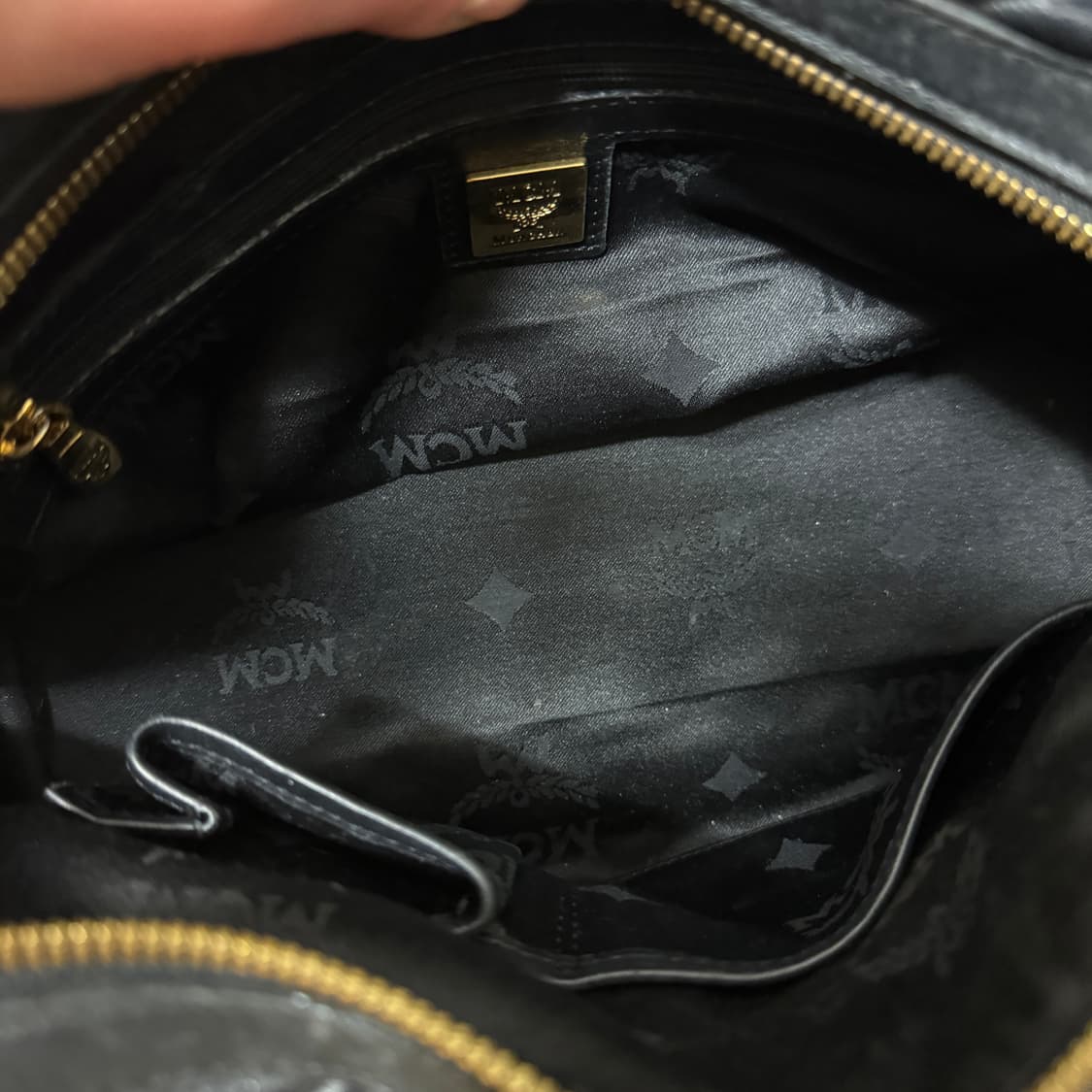 정품 MCM 퀄팅 금장 미니보스턴 토트백 상품이미지8