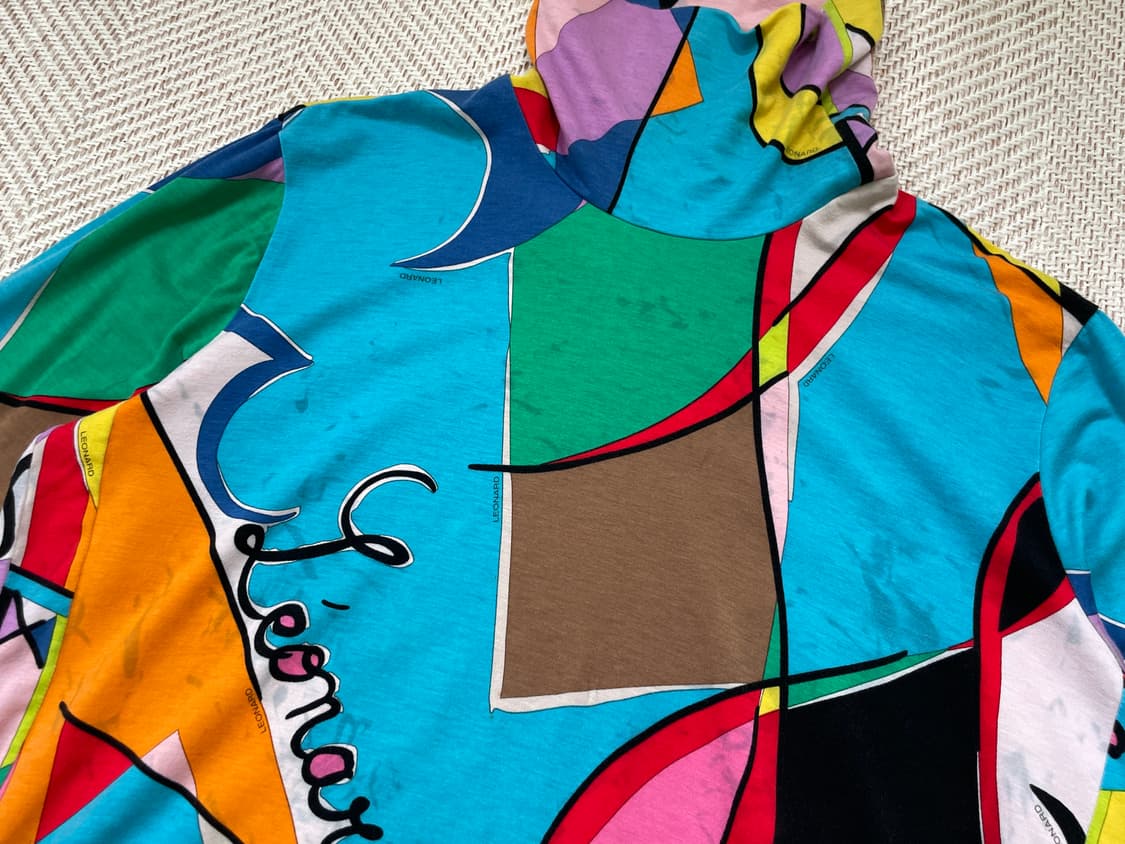 레오나르드 아트 그래픽 터틀넥 탑 J04347 상품이미지4