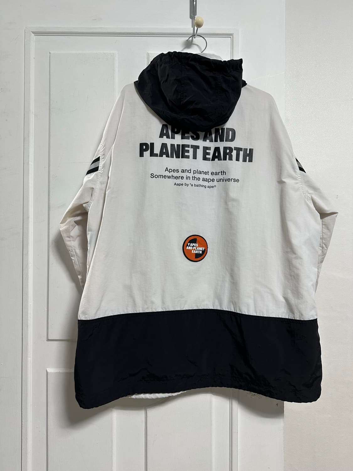 에이프 로고 아노락 자켓 상품이미지2