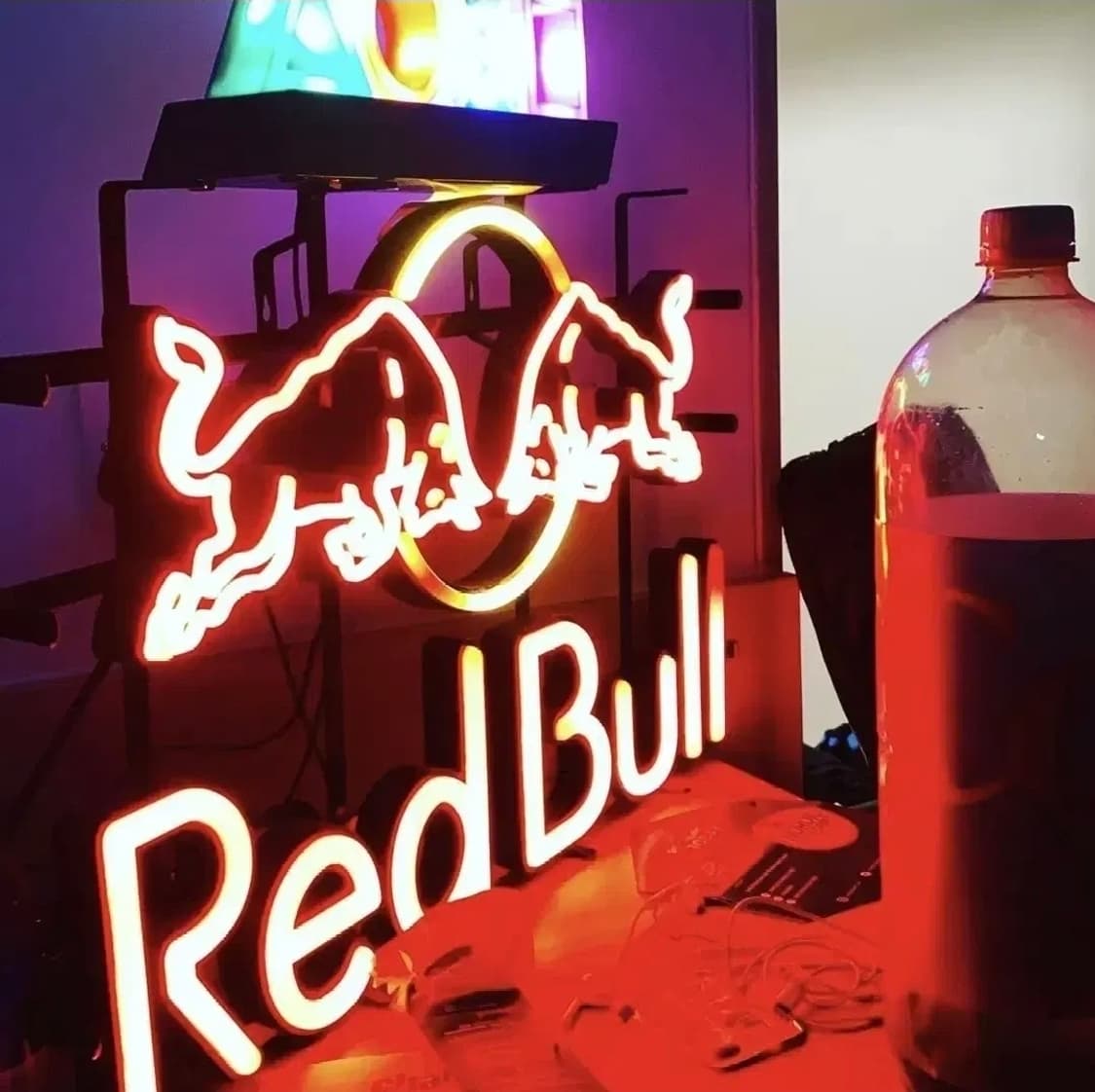 레드불 네온 간판 인테리어 소품 디자인 RED BULL 몬스터 상품이미지3