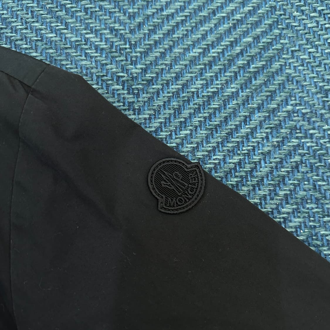 [여성42] 몽클레어 스트링 카라 셔츠 상품이미지2