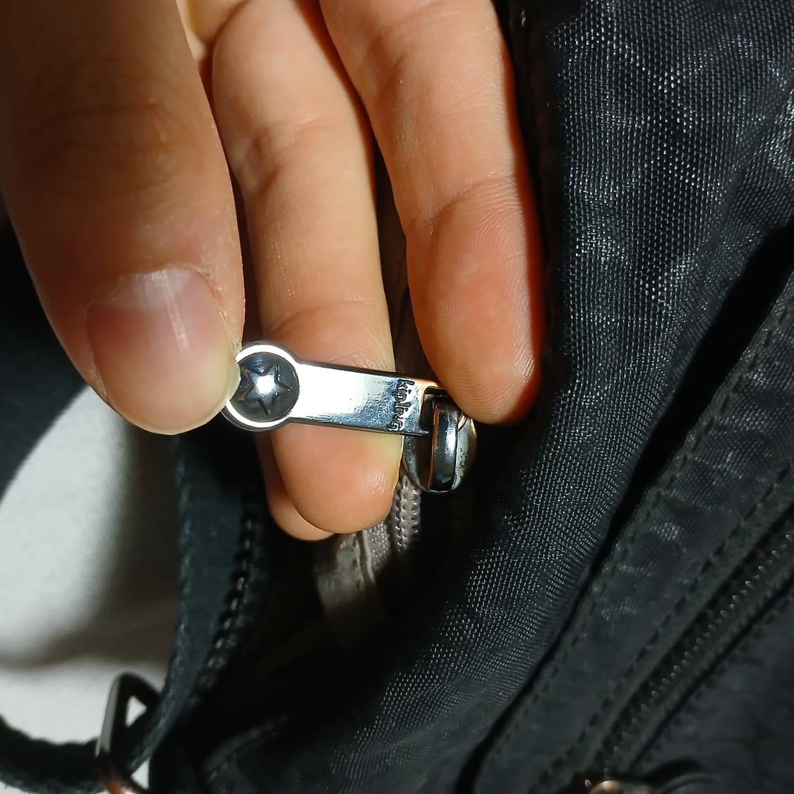 Kipling 키플링 아이젤라 은고릴라 미니크로스백 상품이미지7