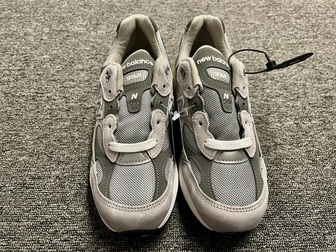 [240] 뉴발란스 992 그레이 새제품  상품이미지2