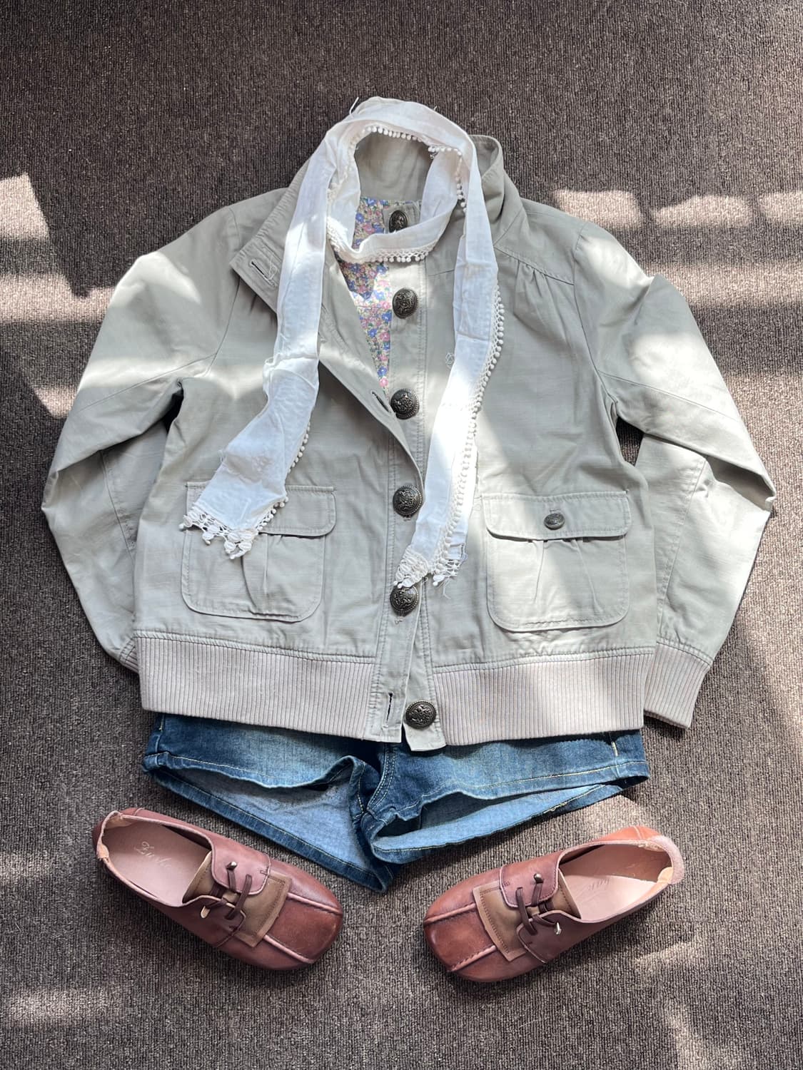 Pageboy 잔꽃 하이넥 베이지 봄버 자켓 상품이미지9