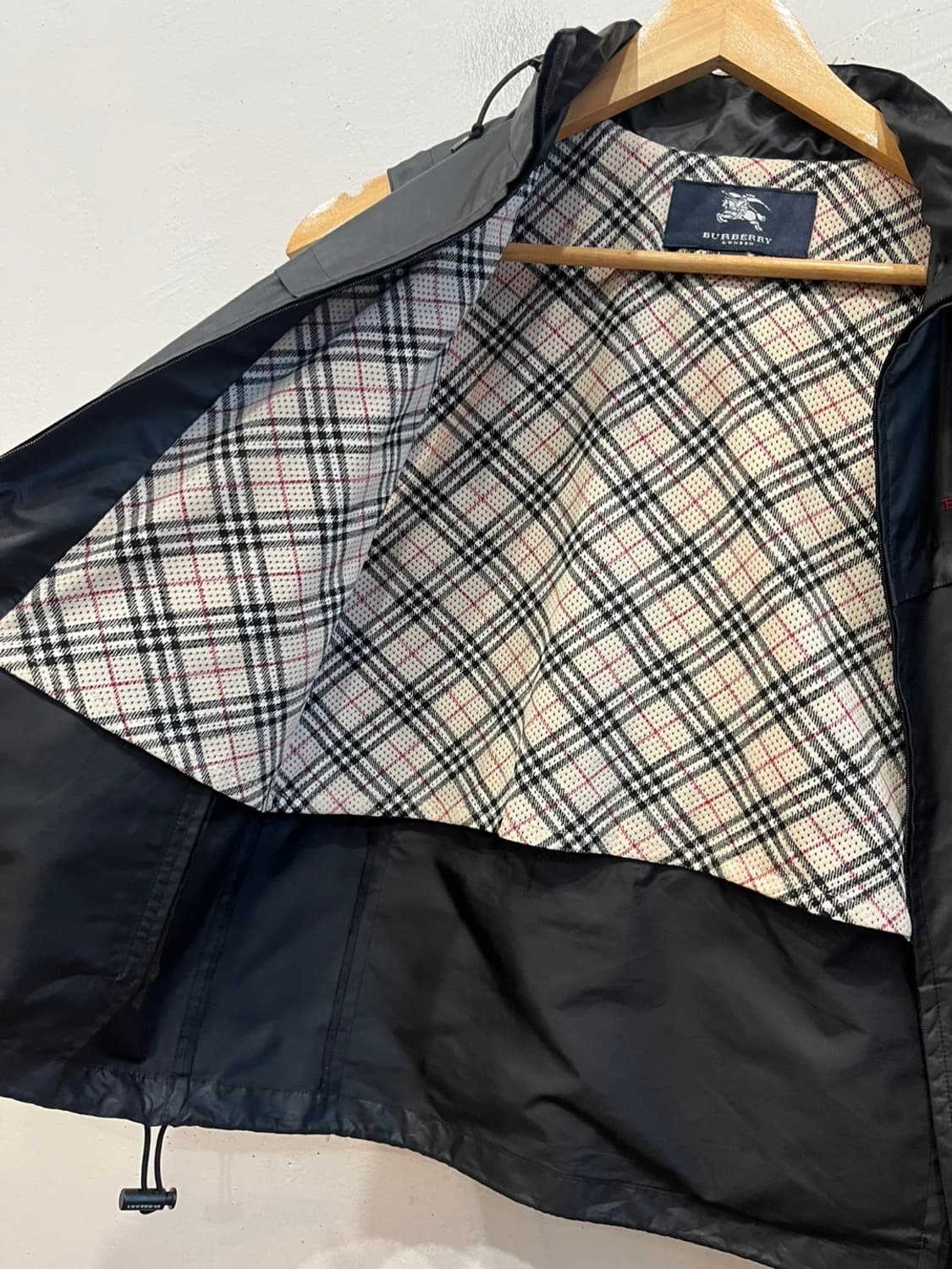 버버리 유니언잭 윈드 베스트 조끼 우먼즈 상품이미지6