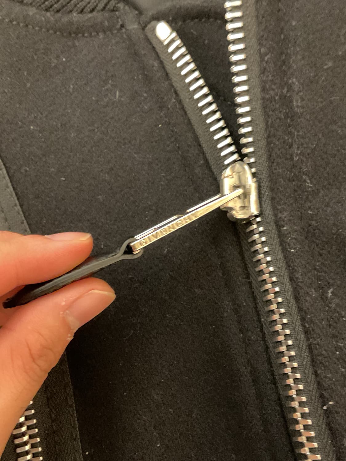 Givenchy cashmere bomber 상품이미지5