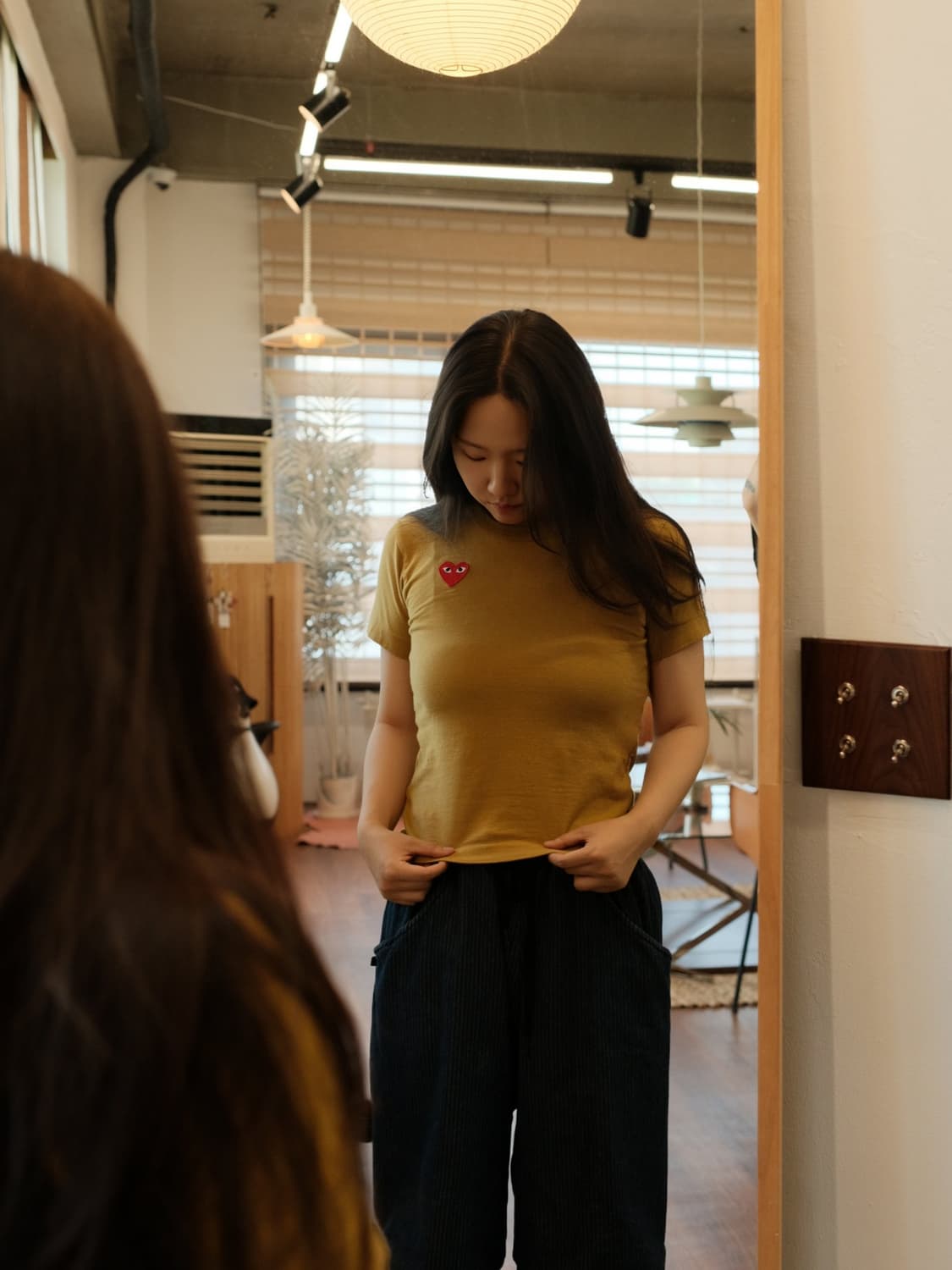 꼼데가르송 플레이 레드 와펜 티셔츠 머스타드 XS 상품이미지1