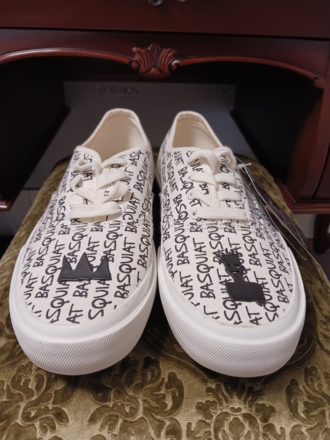 바스키아 아티스틱 스니커즈 레터링 화이트 상품이미지1