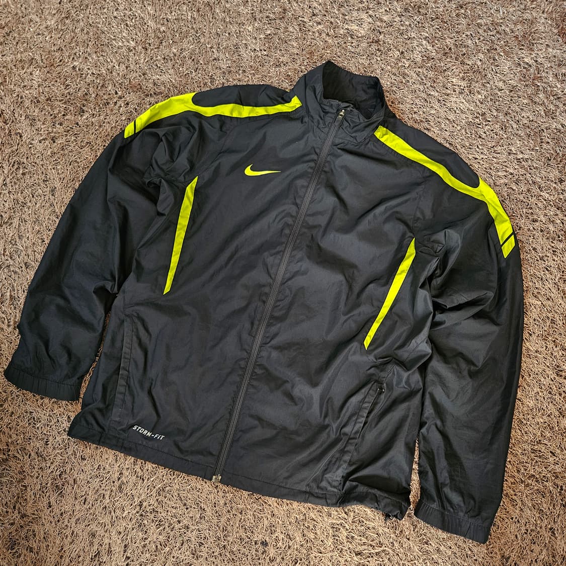 나이키(Nike) 스톰핏 네온 라인 트랙자켓 L size 상품이미지1