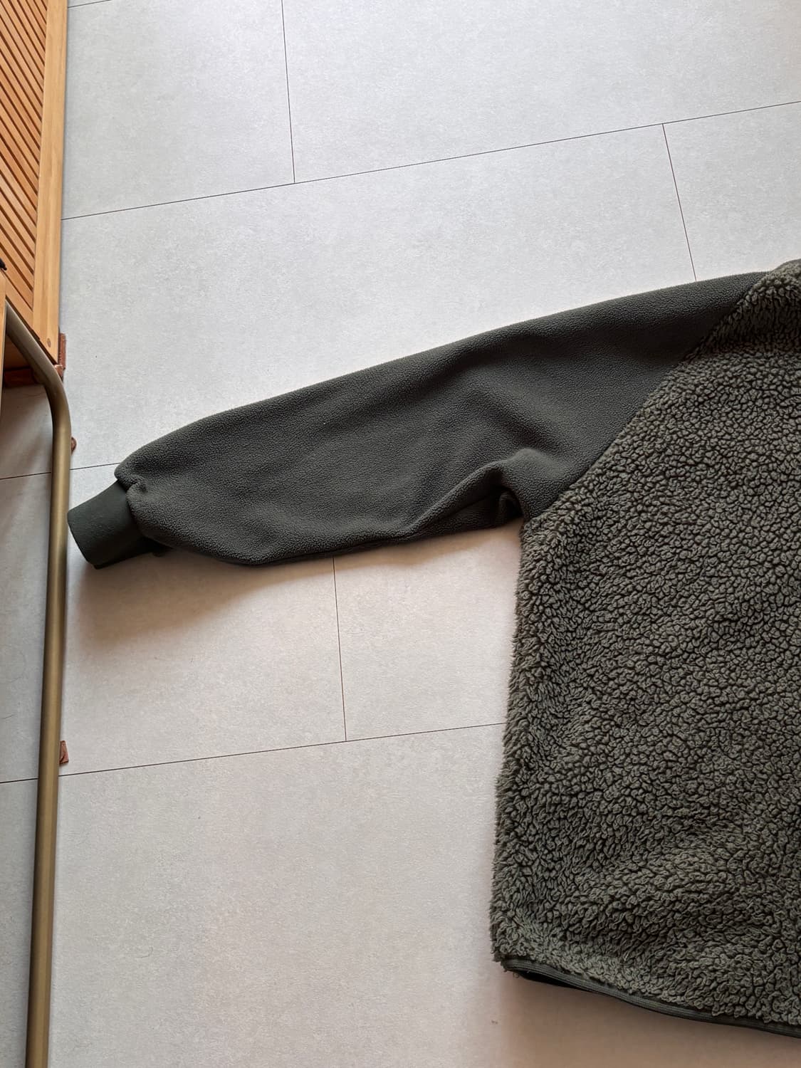 유니클로 x 화이트 마운티니어링 플리스 집업 / XL / 카키 상품이미지7