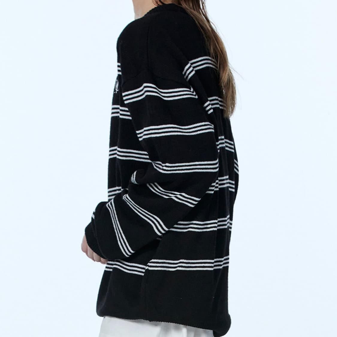 우알롱 시그니처 스트라이프 니트 상품이미지4