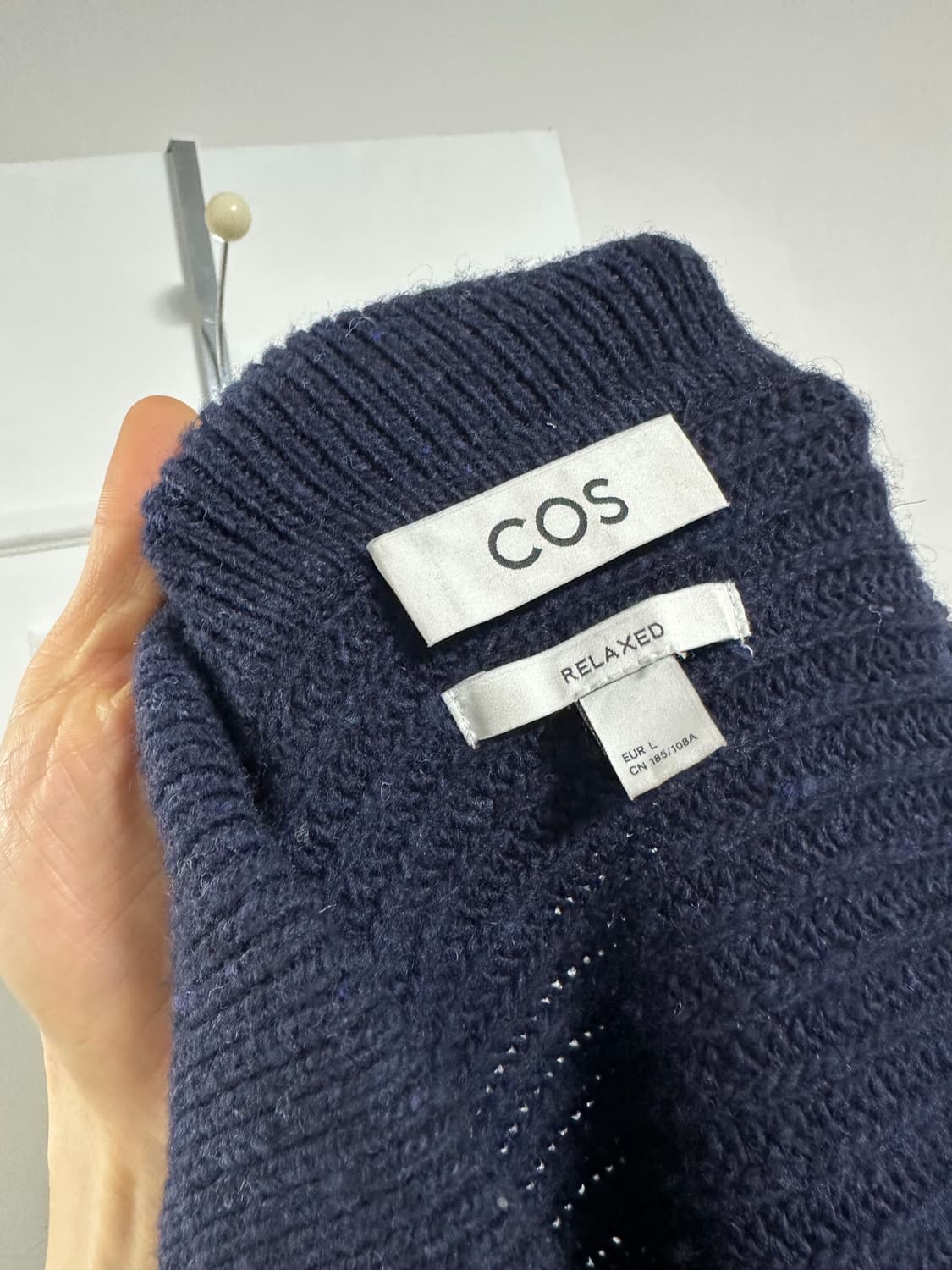 코스 COS 캐시미어 블랜드 폴로 니트 상품이미지3