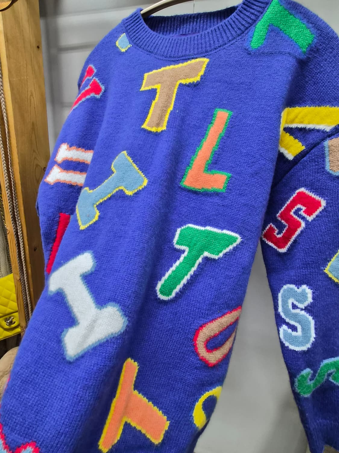 제이드쇼룸 레터링니트 상품이미지3