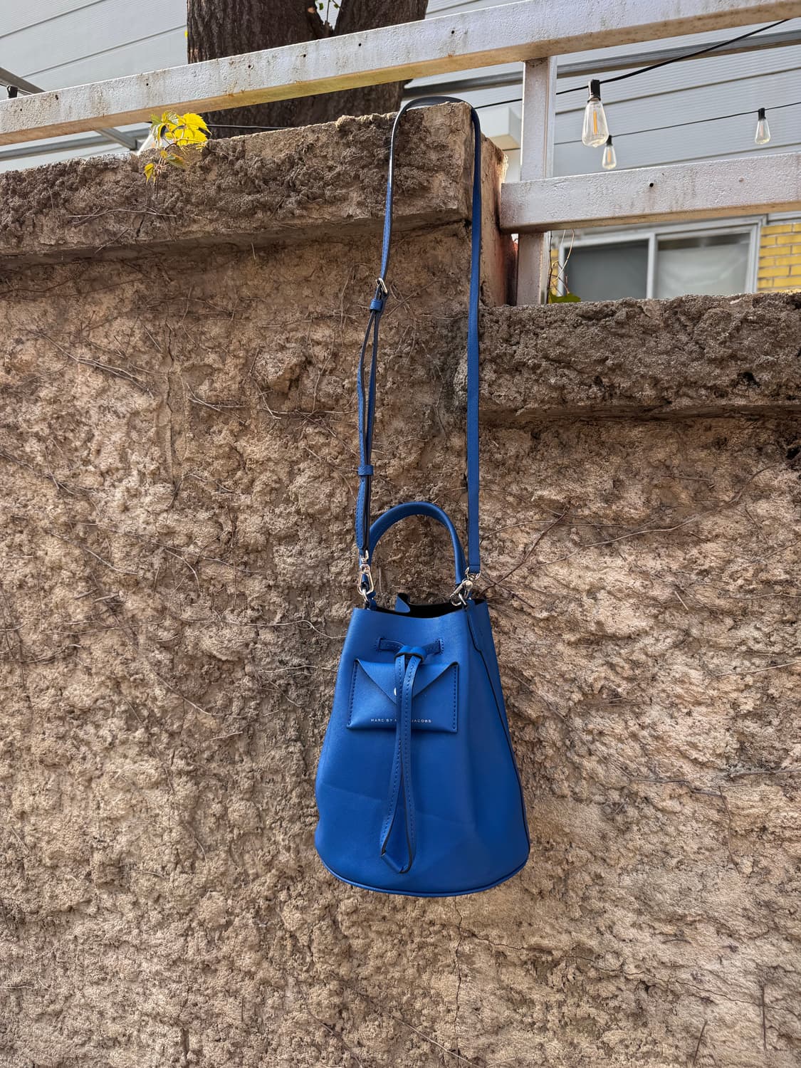 마크제이콥스 레더 버킷백  상품이미지2