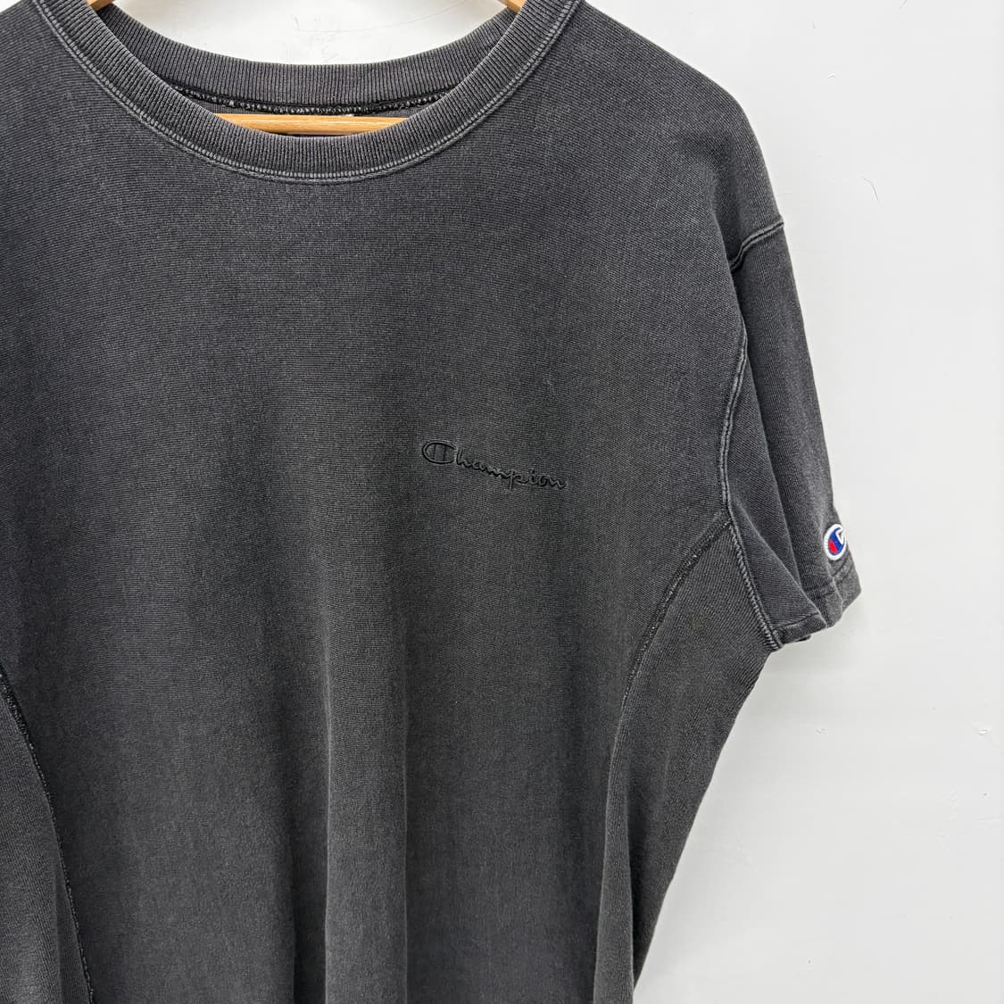 챔피온 피그먼트 차콜 반팔 티셔츠 남성XL 상품이미지2