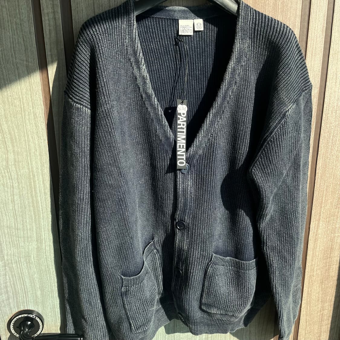 새상품(M)파르티멘토 빈티지 워시드 니트 가디건 네이비 상품이미지4