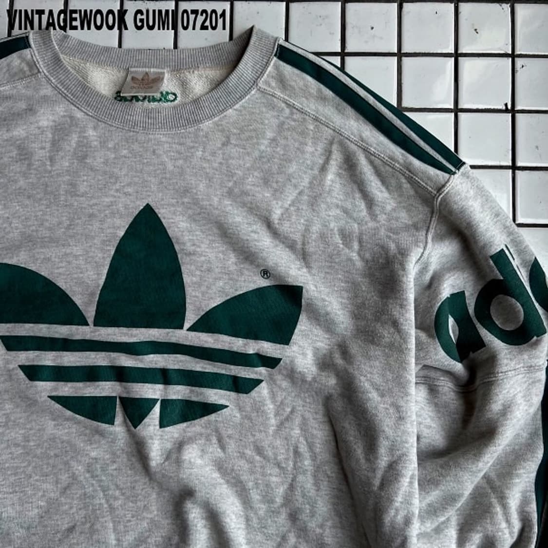 아디다스 올드스쿨 맨투맨  상품이미지1