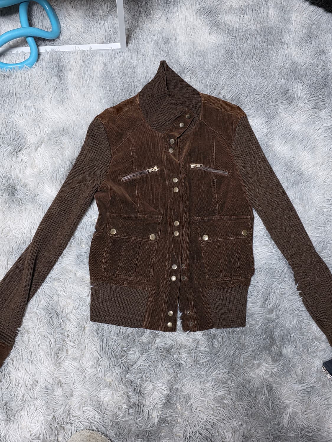 에고이스트 하이넥 코듀로이 브라운 니트자켓 상품이미지1