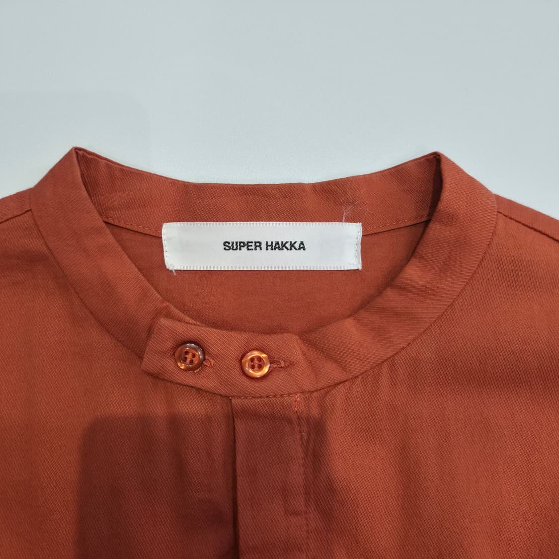 SUPER HAKKA 코튼 셔링 레이스 루즈핏 롱 블라우스 상품이미지7