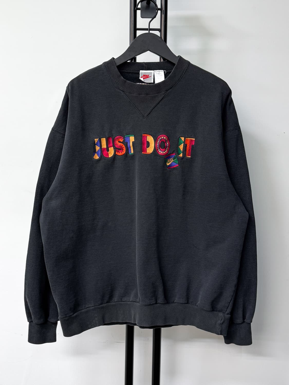 나이키 90s 스파이크 리 어반 정글 크루 상품이미지1