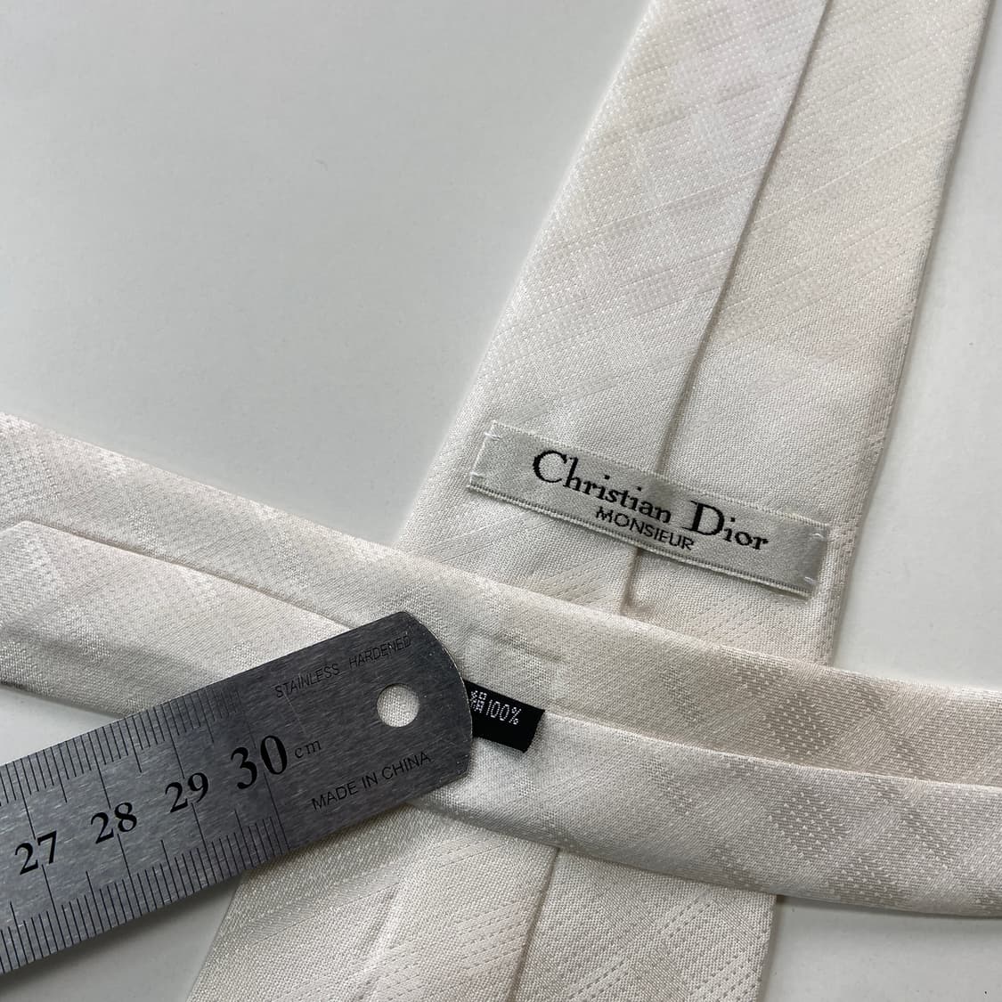 크리스찬 디올(Dior) 명품 정품 심플로고 넥타이 상품이미지4