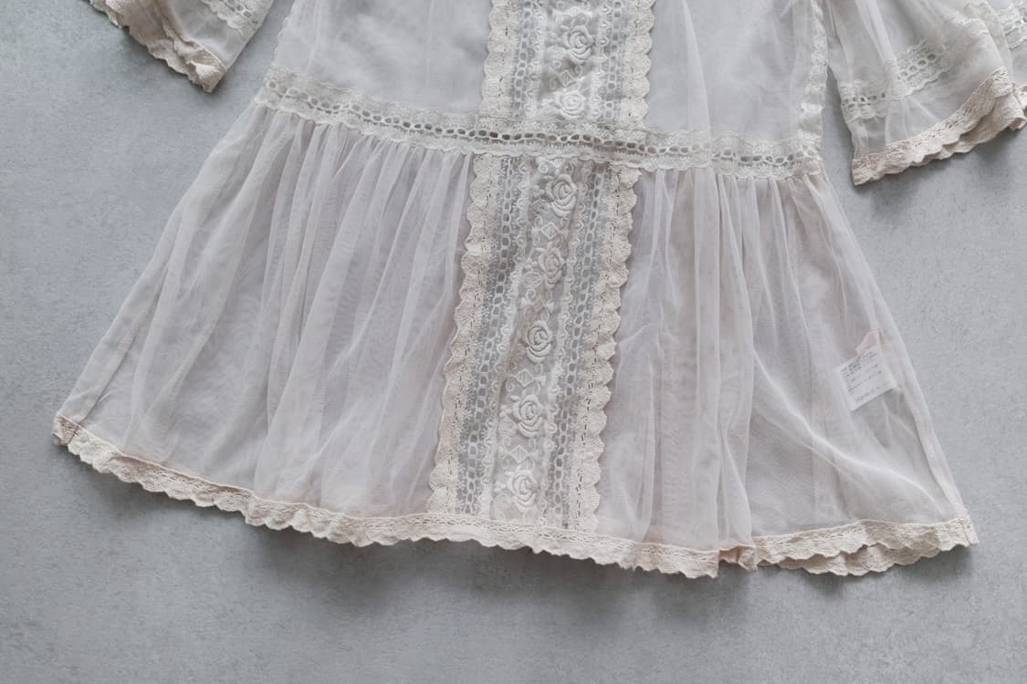 lace flared blouse 상품이미지4
