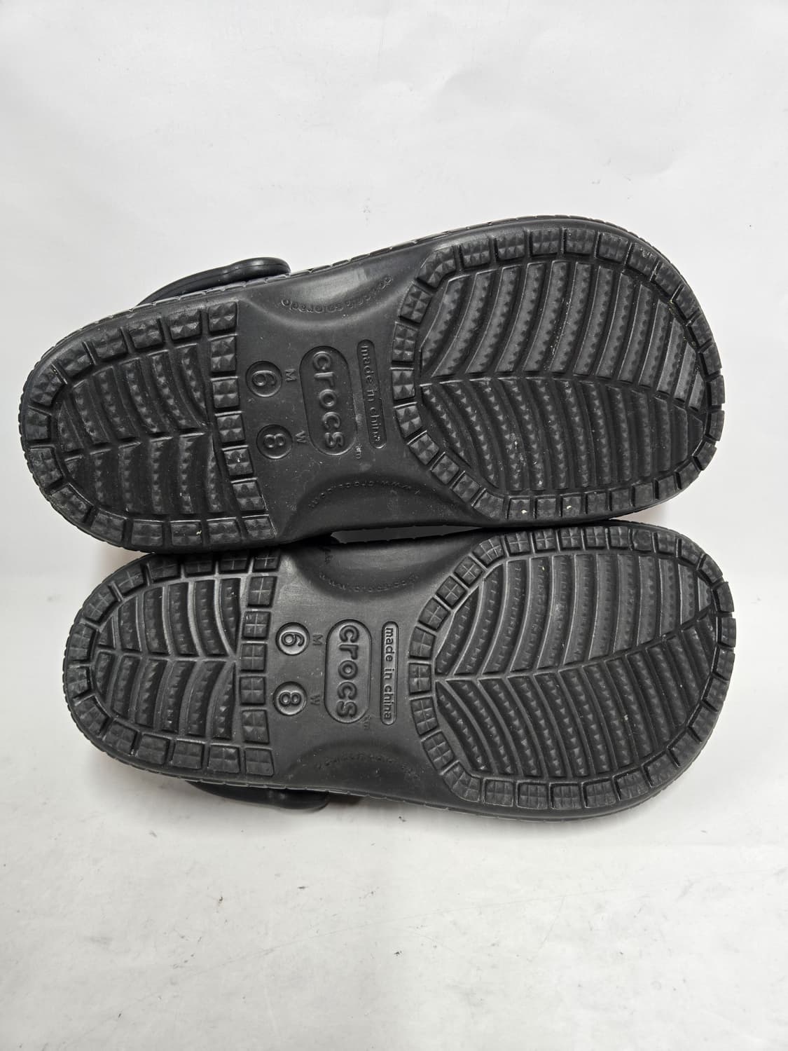 새신발)크록스  클래식 메탈릭 크록스킨 클로그 250 W8/M6 상품이미지5