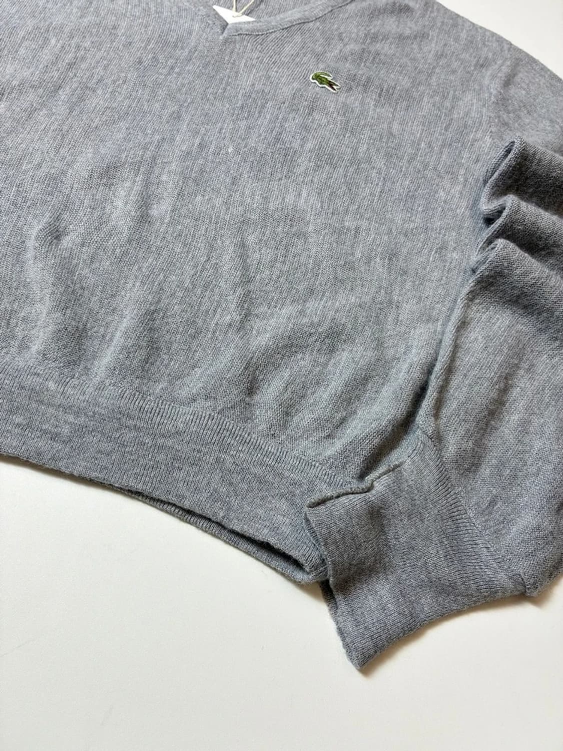 라코스테 브이넥 아크릴 니트 PN9351 상품이미지4
