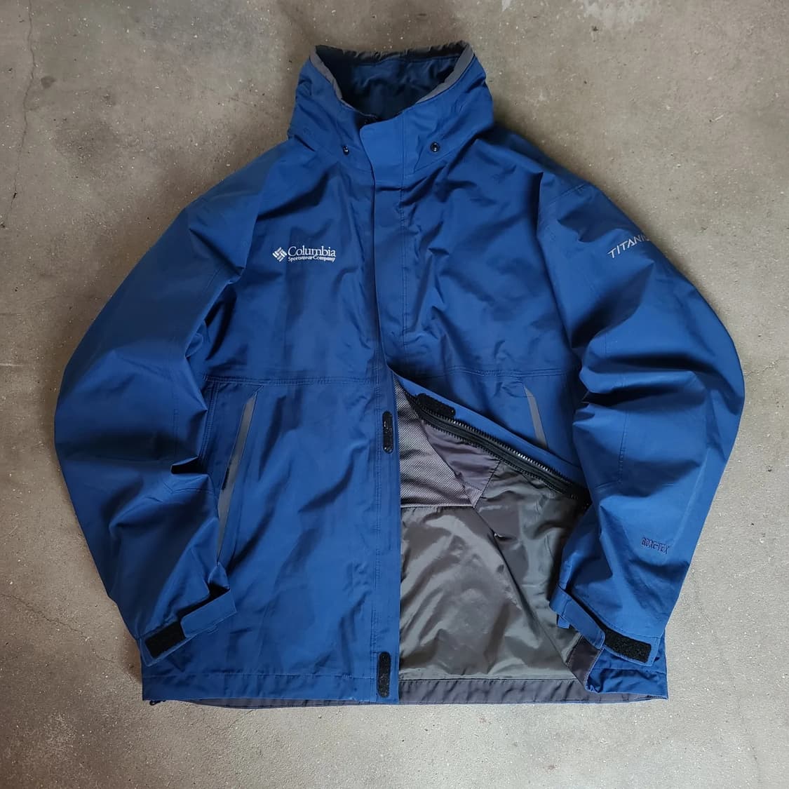 콜롬비아 고어택스 바람막이 상품이미지1