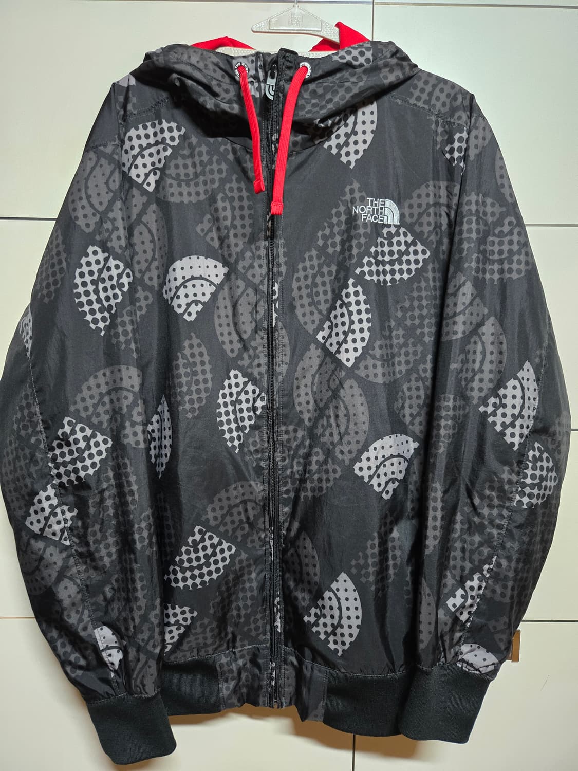 노스페이스 시그니처 패턴 방풍 바람막이 점퍼 상품이미지1