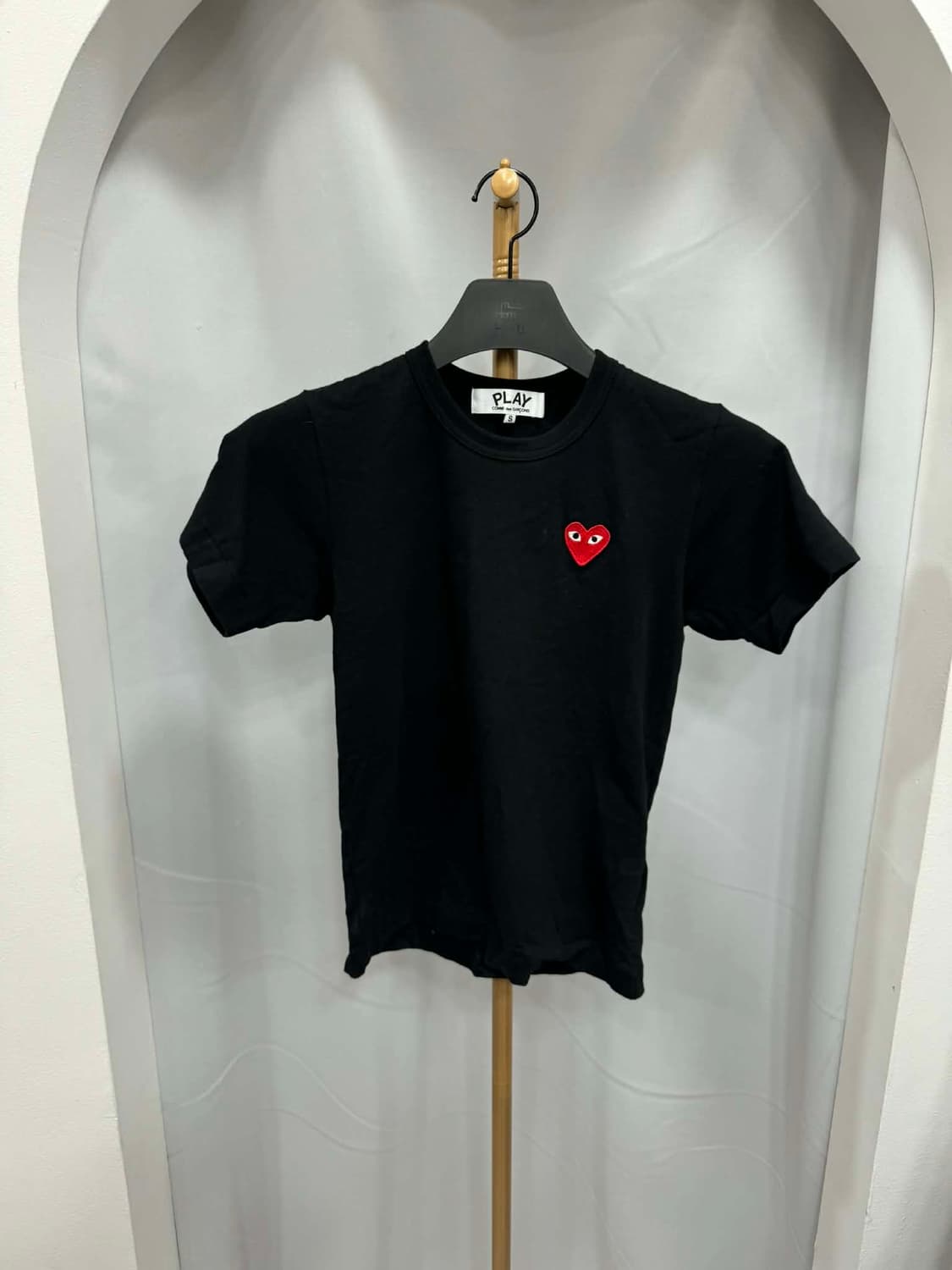 백화점판 꼼데가르송 반팔티 S 상품이미지1