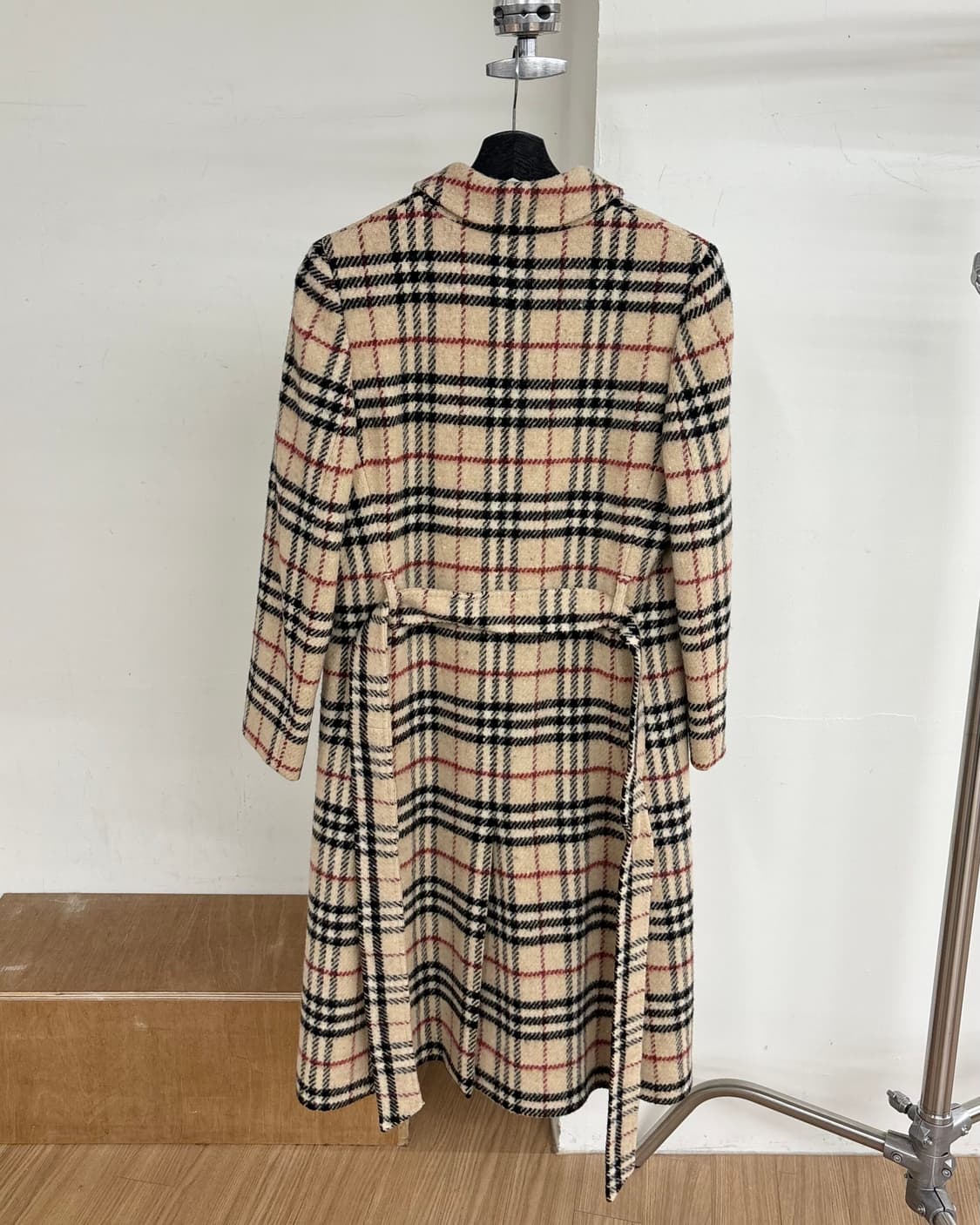 버버리 체크 롱 코트 상품이미지6