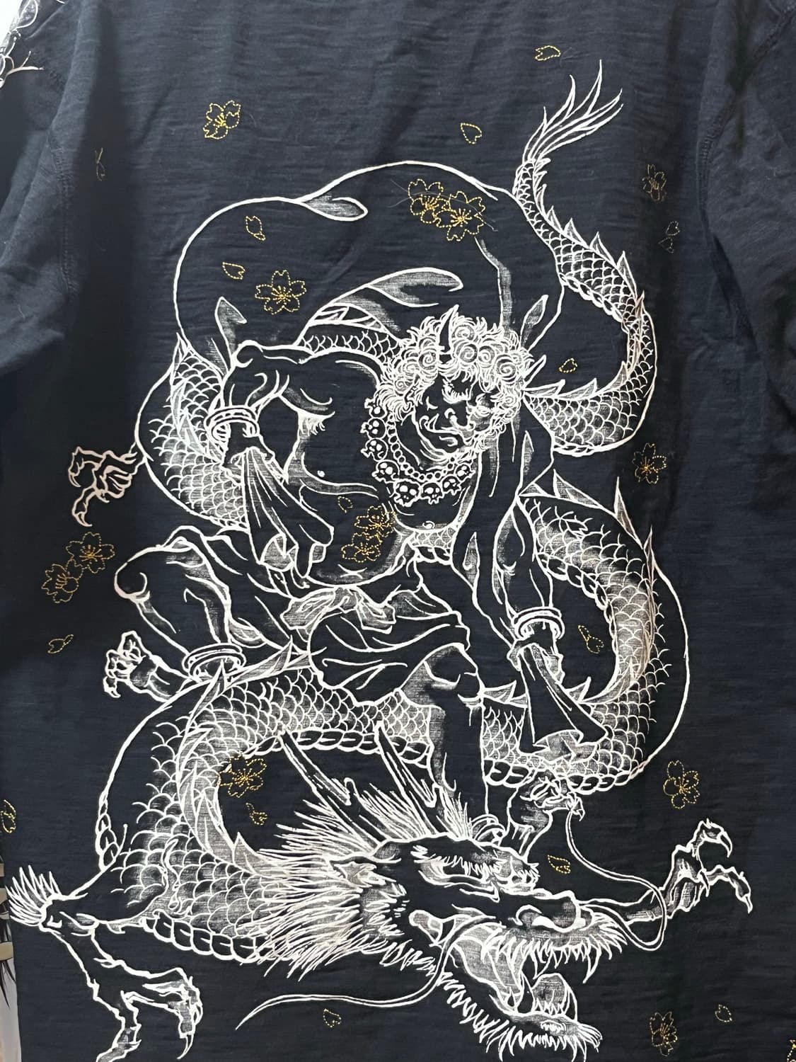 Cropped heads 오리엔탈 용 프린팅 롱 슬리브 상품이미지5